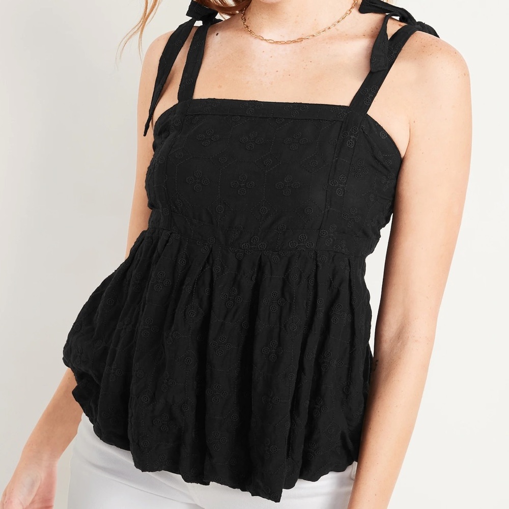 🆕 Old Navy Tie-Shoulder Embroidered Babydoll Cami Swing Top (NWT)